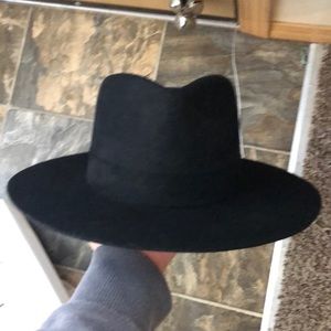 Gigi Pip Miller Black Hat